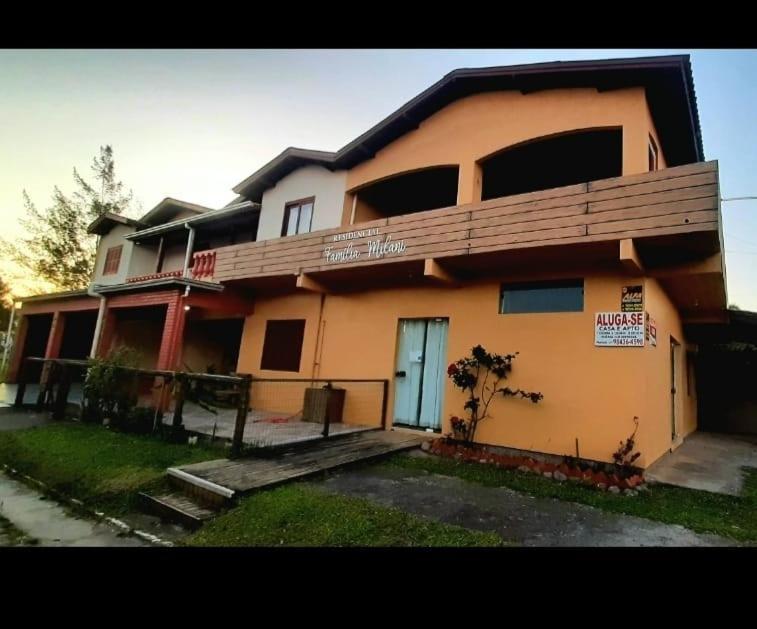 Residencial Familia Milani 100 Metros Do Mar Torres Apartment Luaran gambar